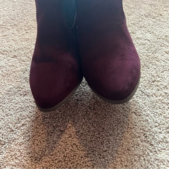 Lane Bryant Burgundy Suede Chelsea Boots Women's Size 9 Pointed Toe Stacked Heel - Picture 4 of 11